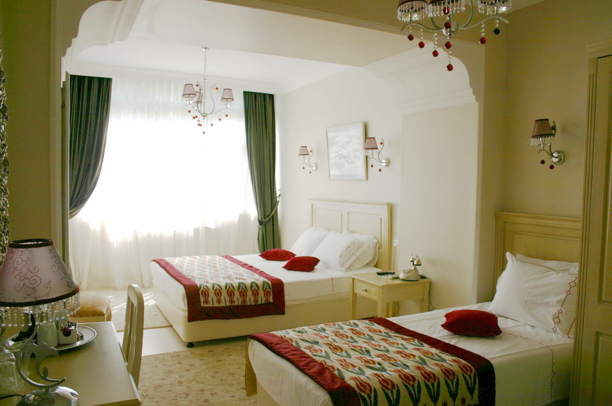 Divas Silver Istanbul Luaran gambar